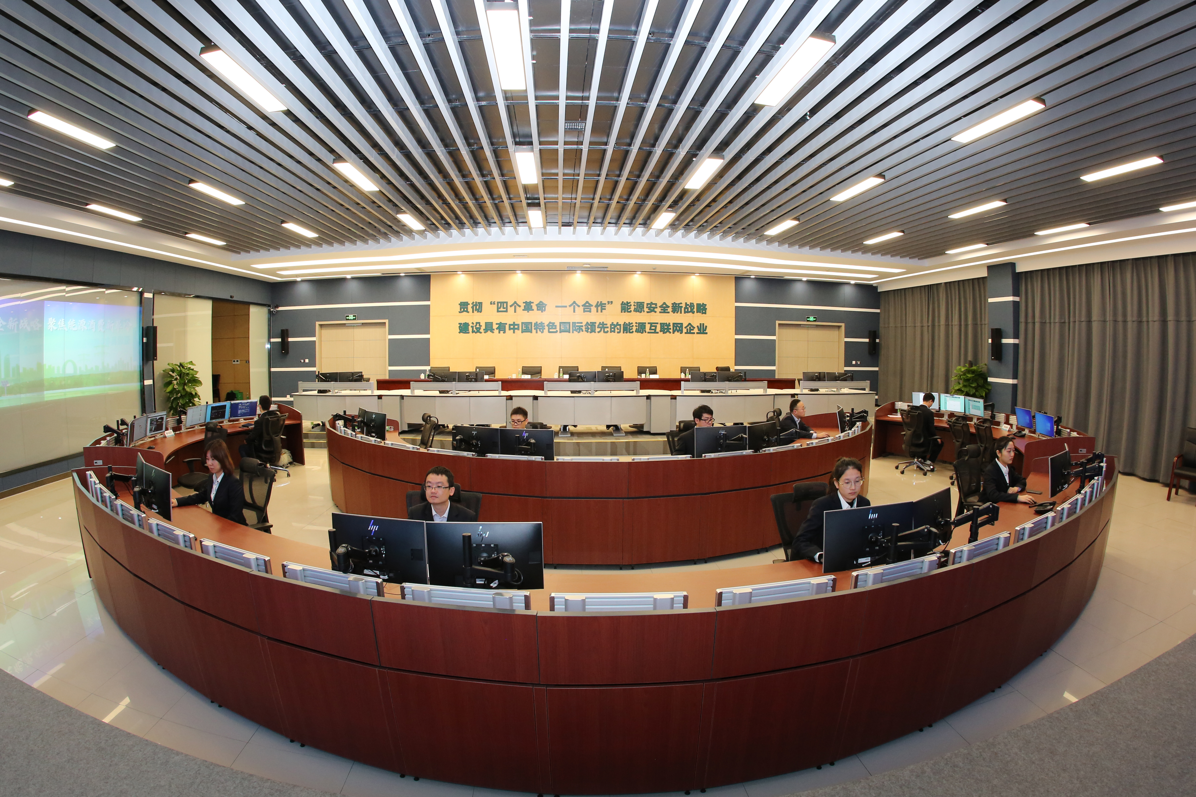 浙江省湖州市湖州特高壓監(jiān)測指揮中心 (1).jpg 浙江省湖州市湖州特高壓監(jiān)測指揮中心 (1).jpg